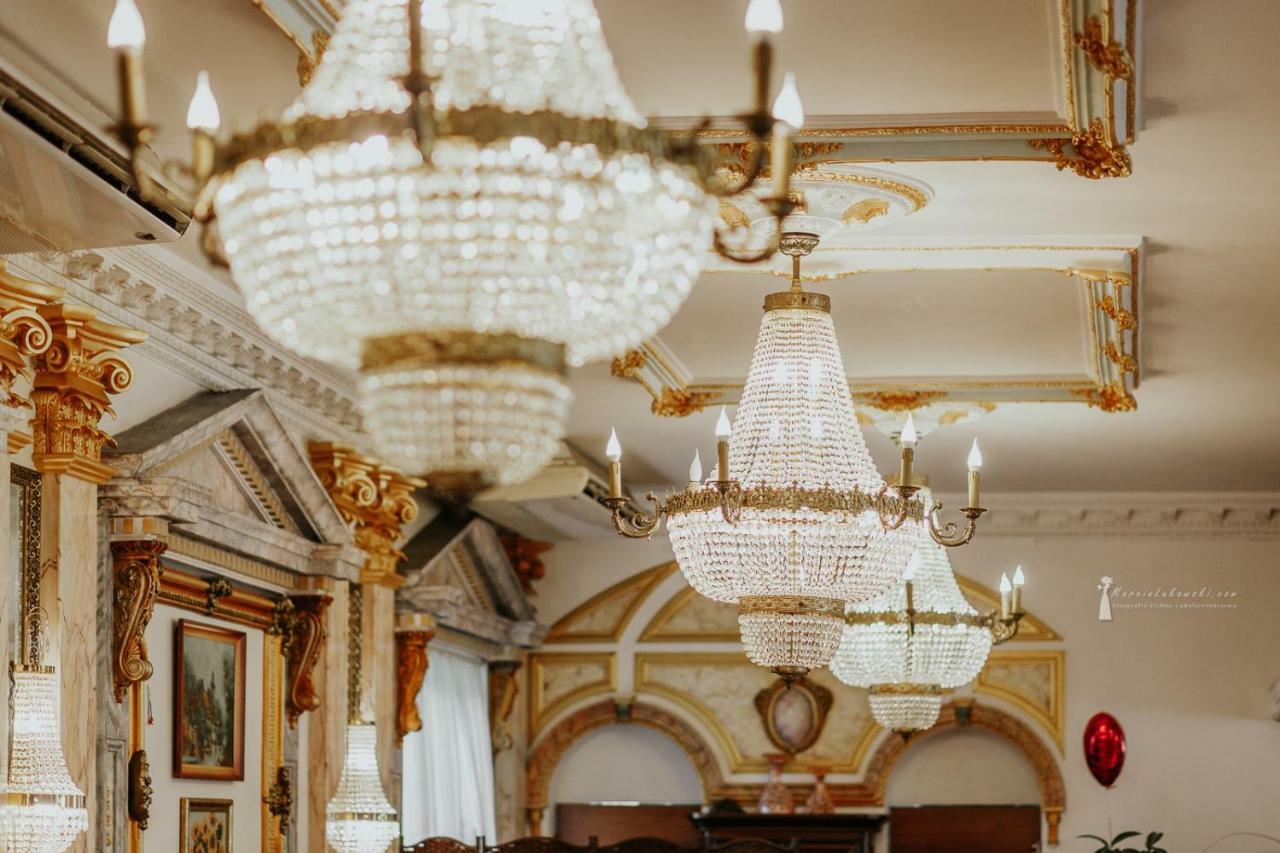 Hotel Ksiaze Poniatowski Lesznowola  Esterno foto
